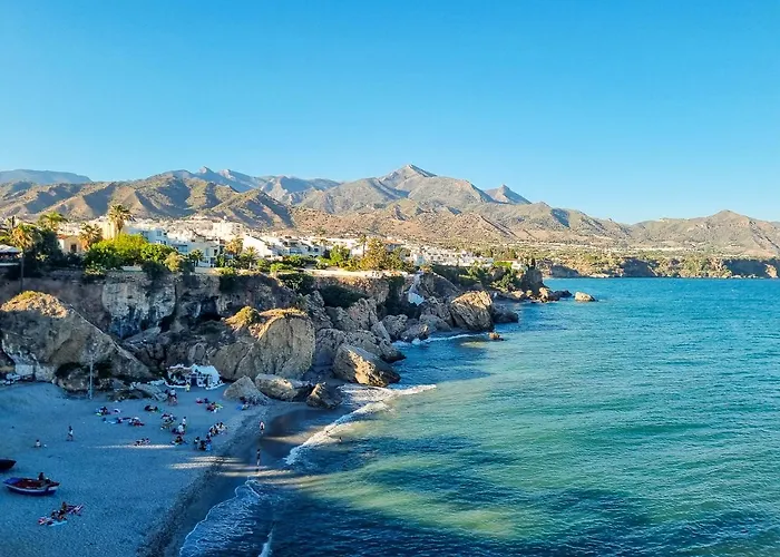Penthouse With Roof Terrace In Parador, Nerja