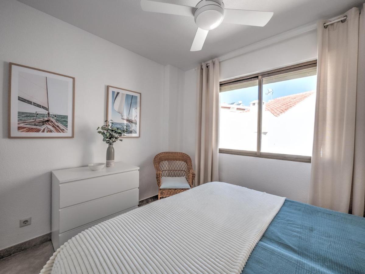Penthouse With Roof Terrace In Parador, Apartament